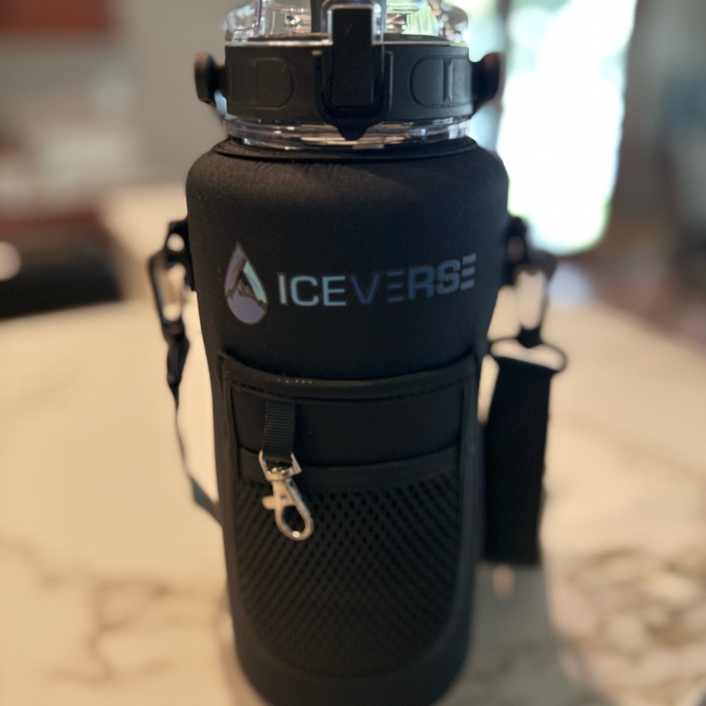 Iceverse 2 liter water bottle with strap